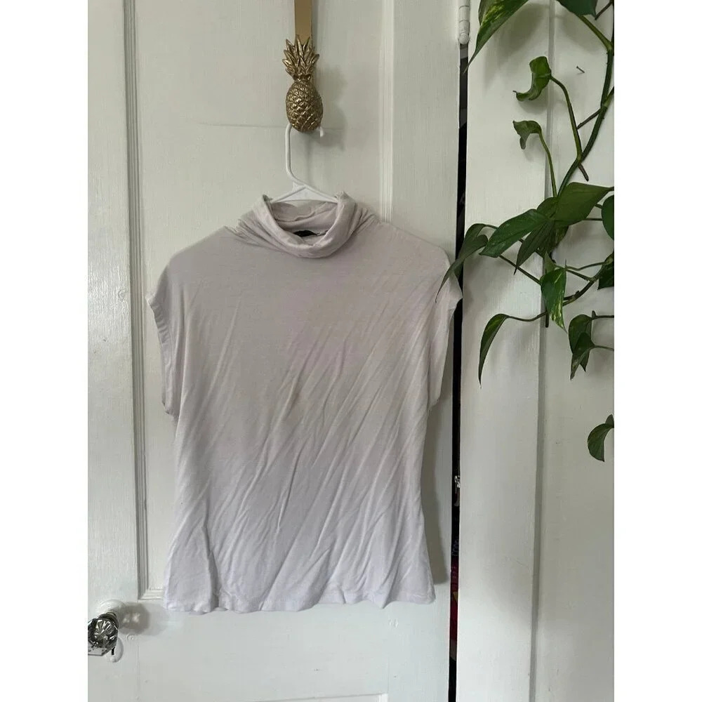 New York & Company Women’s size Medium white turtleneck top